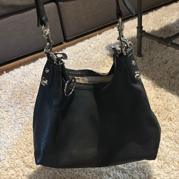 Black Gucci Hobo Purse - Picture 5 of 6